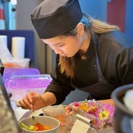 บรรยากาศ ชินนิจิ Shin Nichi -