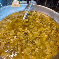 ข้าวแกงบ้านต้นสน