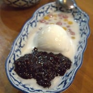 ของหวานป้านิ่ม