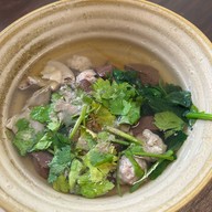 ฉินโภชนา ก๋วยเตี๋ยวหมูต้มยำ สูตรโบราณ โชคชัย 4