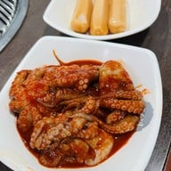 Seoul Korean BBQ Restaurant 서울 (โซลบาบีคิว บ.โคบราเทอร์) -
