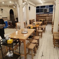 บรรยากาศ เอเวอร์รี่เดย์ สีลม