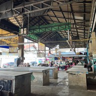 ตลาดทองคำ กาดทองคำ สันป่าข่อย