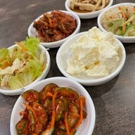 Seoul Korean BBQ Restaurant 서울 (โซลบาบีคิว บ.โคบราเทอร์) -