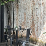 Therefore Social Coffee - สาขาสาทร