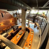 Akha Ama la fattoria พระสิงห์