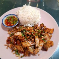 ต้มเลือดหมู ก๋วยจั้บนาทอง