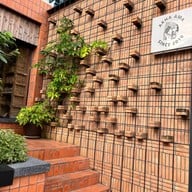 Akha Ama la fattoria พระสิงห์