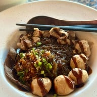 ก๋วยเตี๋ยวเรือมาเด้อ -