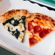 Ronin Coffee เกษตร - นวมินทร์