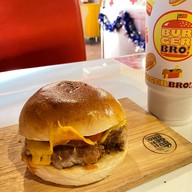 BURGER  BRO พระราม 9
