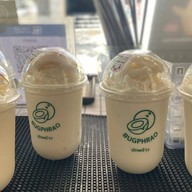 น้ำมะพร้าวปั่น หน้าไอศกรีม (Bugphrao) สาขาเเคมปัสไลฟ์ (ตรงข้ามหน้าหออรอุมา)