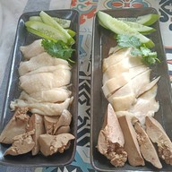 เมนูของร้าน ต้องมนต์มันไก่,Hainanese chicken สุโขทัย