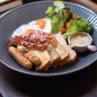 Hanuman Boutique Stay & Eatery