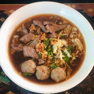 ก๋วยเตี๋ยวชามเด็ด ลำพูน