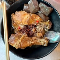 ร้านนายฟูก๋วยเตี๋ยวไก่บุฟเฟต์