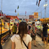 บรรยากาศ ตลาดเซฟวัน
