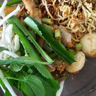 ก๋วยเตี๋ยวเรือแสนแซ่บ สายไหม