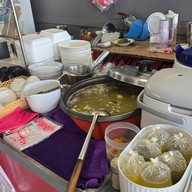 บรรยากาศ หอมฉุยข้าวมันไก่สิงคโปร์ เสนานิคม1