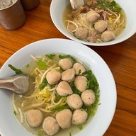 ลูกชิ้นเนื้อ โอชารส