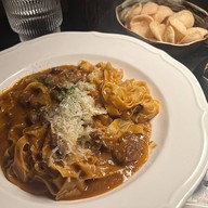 เมนูของร้าน Lloyd's Club