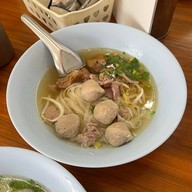 เมนูของร้าน ลูกชิ้นเนื้อ โอชารส