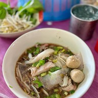 เมนูของร้าน ก๋วยเตี๋ยวเรือรสเด็ด