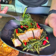 ผัดไทยเสวย สุคนธสวัสดิ์ ซอย 8