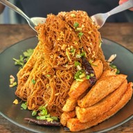 ผัดไทยเสวย สุคนธสวัสดิ์ ซอย 8