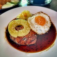 ผัดไทยเสวย สุคนธสวัสดิ์ ซอย 8