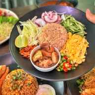 ผัดไทยเสวย สุคนธสวัสดิ์ ซอย 8