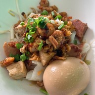 ซู่เฮี้ยงบะหมี่เกี๊ยวโต ปั๊มบางจาก