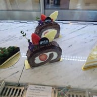 grin - Specialty Chocolate Cafe