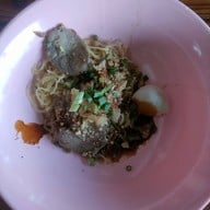 ร้านก๋วยเตี๋ยวกำนันเปี๊ยก ปทุมสายใน