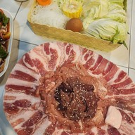 อังคณาหมูกระทะ สาขา ม.เกษตร