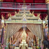 วัดพระแท่นศิลาอาสน์