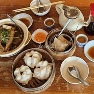 เมนูของร้าน อาตี๋ โกปี๊ หน้าวัดช่องลม ราชบุรี