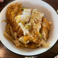 ข้าวคัพ อุดมสุข