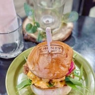Chunky สุขุมวิท 23