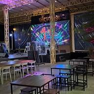 บรรยากาศ คุ้ง คาแนล Cafe&Restaurant
