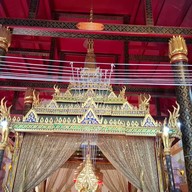 วัดพระแท่นศิลาอาสน์