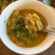 กิ๋นลำกิ๋นดี สันทราย