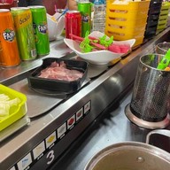 ต่งหลี สุกี้หม่าล่า สายพาน ต.ทับเที่ยง