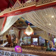 วัดพระแท่นศิลาอาสน์