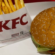 KFC โลตัสปิ่นเกล้า