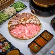 เมนูของร้าน The Old Town Ayutthya Old Town Beef