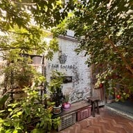 Farm to Table ไฮด์เอาท์