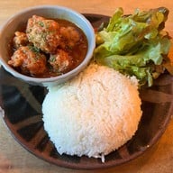 Farm to Table ไฮด์เอาท์