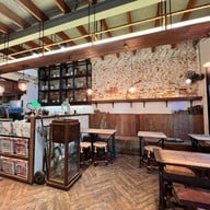 Farm to Table ไฮด์เอาท์