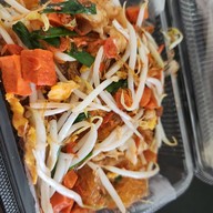ผัดไทยรสเด็ด&สุกี้รสแซ่บ ม.พฤกษาดี คลองสาม – อร่อยหน้าหมู่บ้าน